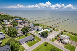 130 Bay Ridge Dr, Baytown, TX 77523 - Photo 39