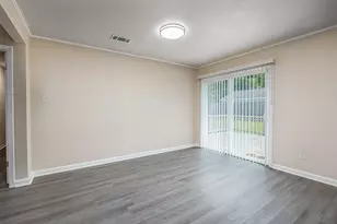 130 Bay Ridge Dr, Baytown, TX 77523 - Photo 17