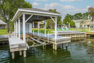 9698 E Shore Dr, Willis, TX 77318 - Photo 7