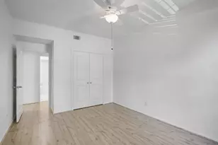 2475 Underwood St, Houston, TX 77030 - Photo 19