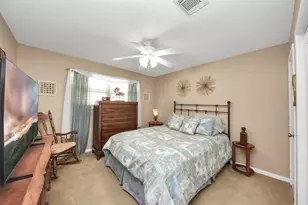 33 Clara Barton Ln, Galveston, TX 77551 - Photo 19