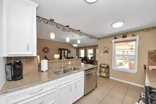 33 Clara Barton Ln, Galveston, TX 77551 - Photo 23