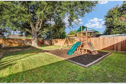 53 Blue Bell Court, Lake Jackson, TX 77566 - Photo 29
