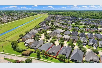 6723 Sotoria Lane, Sugar Land, TX 77479 - Photo 47