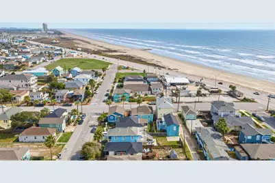 1309 Ursuline St, Galveston, TX 77550 - Photo 37