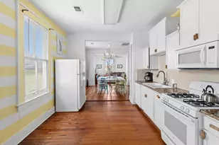 1309 Ursuline St, Galveston, TX 77550 - Photo 11