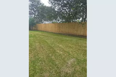3131 Genessee Creek Lane, Friendswood, TX 77546 - Photo 27