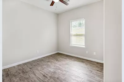 5911 Westover Street #B, Houston, TX 77033 - Photo 15