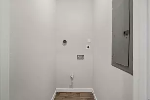 5911 Westover St, Houston, TX 77033 - Photo 19