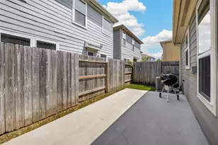1850 Commons Hill Ln, Houston, TX 77080 - Photo 43