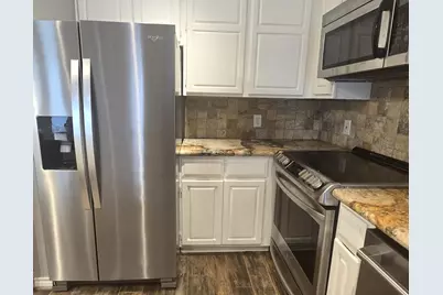 793 Davis Road #301, League City, TX 77573 - Photo 9