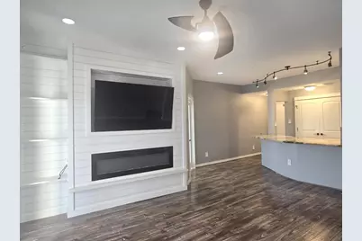 793 Davis Road #301, League City, TX 77573 - Photo 17