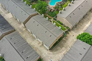 9850 Pagewood Ln, Houston, TX 77042 - Photo 29