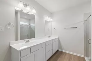8927 Silver Blf Ln, Baytown, TX 77521 - Photo 23