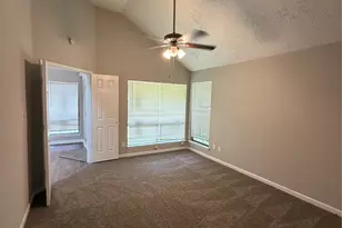 8662 Pearl Point St, Houston, TX 77044 - Photo 9