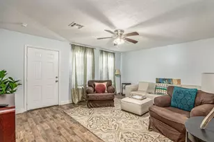 2113 W Gulf St, Baytown, TX 77520 - Photo 13