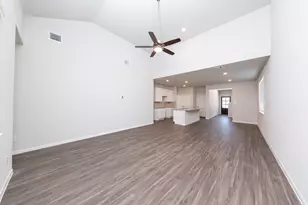 15610 Coneflower Hls Dr, Houston, TX 77090 - Photo 7