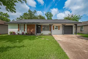 2112 Walnut Ln, Pasadena, TX 77502 - Photo 1