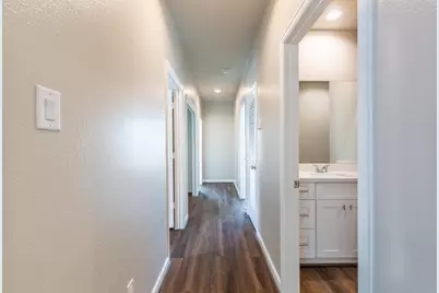 135 Park Place Circle #B, Waller, TX 77484 - Photo 9