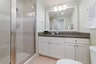 801 E Beach Dr, Galveston, TX 77550 - Photo 23