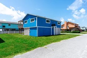 21211 Gulf Dr Dr, Galveston, TX 77554 - Photo 3