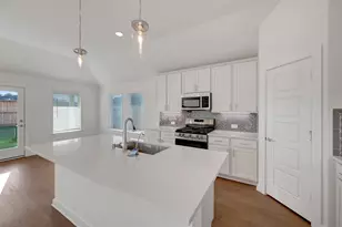540 Bluebell Maiden Ct, Magnolia, TX 77354 - Photo 5