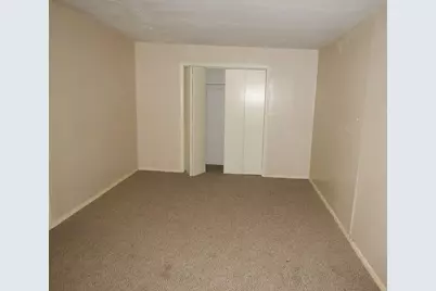 5939 Belarbor Street, Houston, TX 77033 - Photo 11