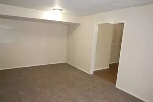 5939 Belarbor St, Houston, TX 77033 - Photo 3