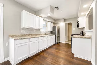 2614 7th Avenue N, Texas City, TX 77590 - Photo 27