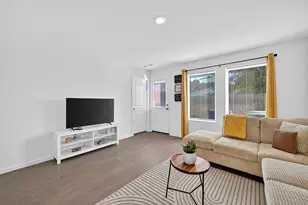 228 Laura Leigh Ln, Angleton, TX 77515 - Photo 19