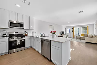 228 Laura Leigh Lane, Angleton, TX 77515 - Photo 9