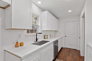 6126 Knotty Post Ln, Spring, TX 77373 - Photo 7