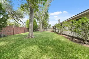 2806 Old Fort Rd, Sugar Land, TX 77479 - Photo 17