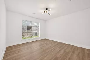 2730 Blue Glen Ln, Houston, TX 77073 - Photo 15
