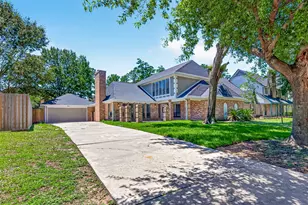 2730 Blue Glen Ln, Houston, TX 77073 - Photo 3