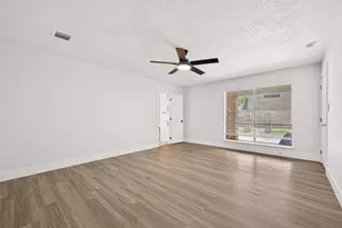 2730 Blue Glen Ln, Houston, TX 77073 - Photo 31