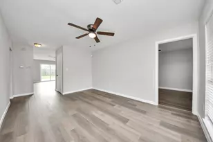 4114 Fairgreen Ln, Houston, TX 77047 - Photo 11