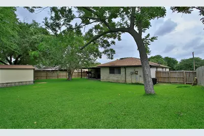 12662 Hackberry Drive, Willis, TX 77318 - Photo 39