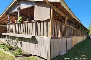 117 Henrietta St, West Orange, TX 77630 - Photo 3