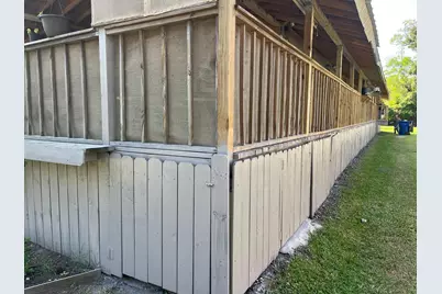 117 Henrietta Street, West Orange, TX 77630 - Photo 11