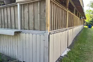 117 Henrietta St, West Orange, TX 77630 - Photo 11