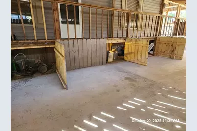 117 Henrietta Street, West Orange, TX 77630 - Photo 7