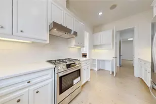 4050 Dumbarton St, Houston, TX 77025 - Photo 11