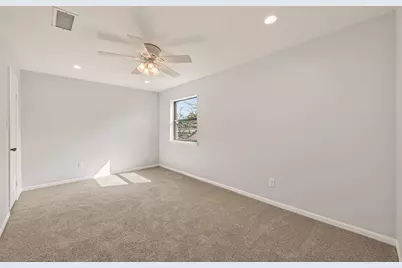 16 Town Oaks Place, Bellaire, TX 77401 - Photo 25