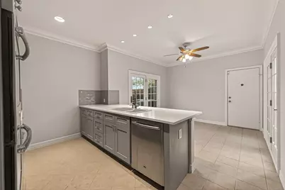 16 Town Oaks Place, Bellaire, TX 77401 - Photo 15