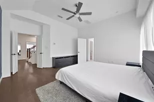 8710 Strongoak Ln., Houston, TX 77055 - Photo 15