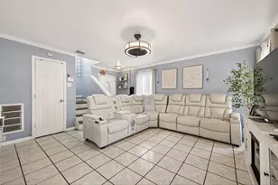 8926 Westbrae Gardens Ct, Houston, TX 77031 - Photo 7