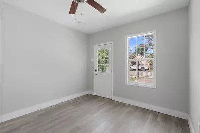 5718 Cherry, Houston, TX 77026 - Photo 27