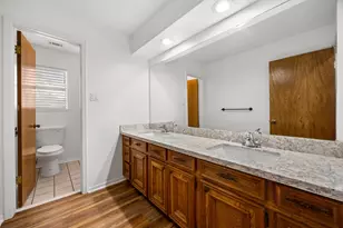 15702 Mesa Verde Dr, Houston, TX 77059 - Photo 35