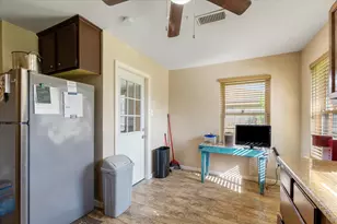 2423 Metz St, Houston, TX 77034 - Photo 7